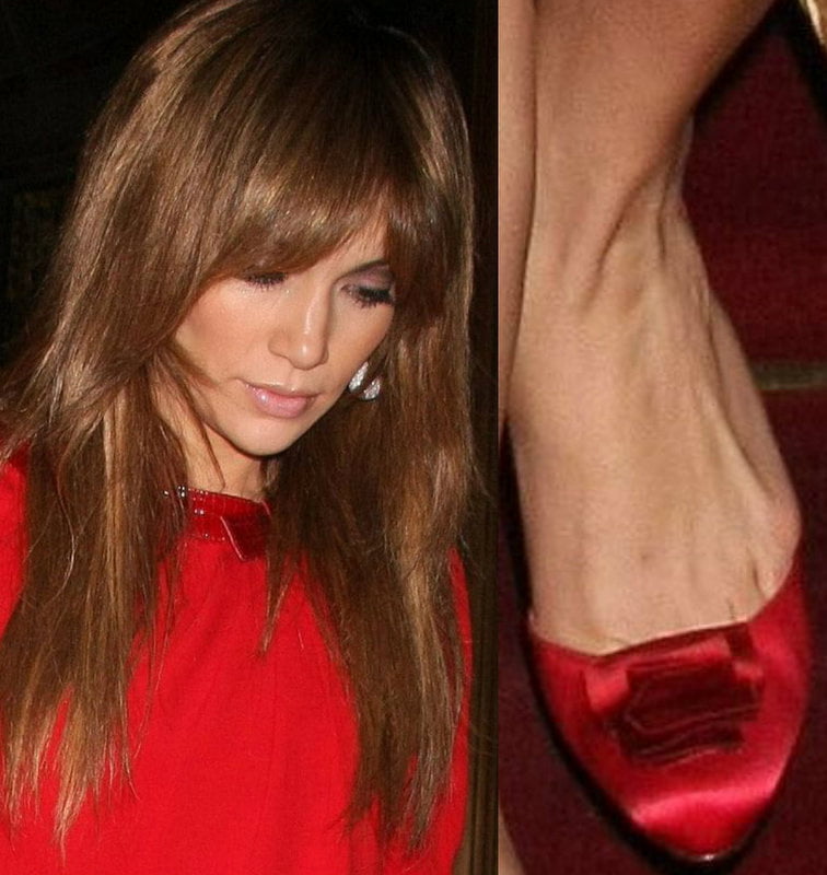 Jennifer Lopez sexy legs feet and highheels #102515337