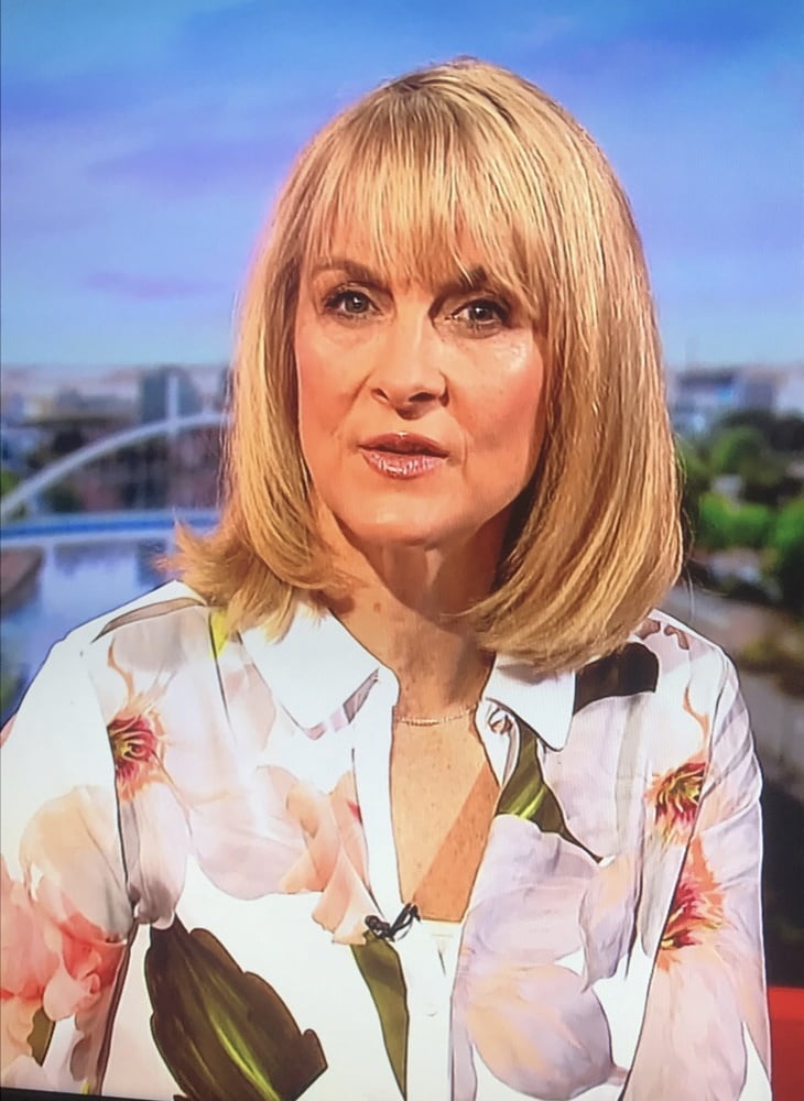 Todays Wank Target..Louise Minchin Loves To Watch Us Wank #97158006