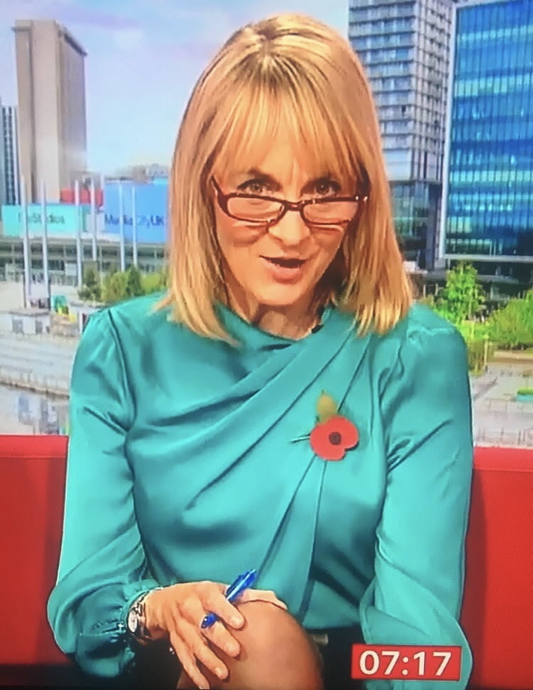 Todays Wank Target..Louise Minchin Loves To Watch Us Wank #97158080