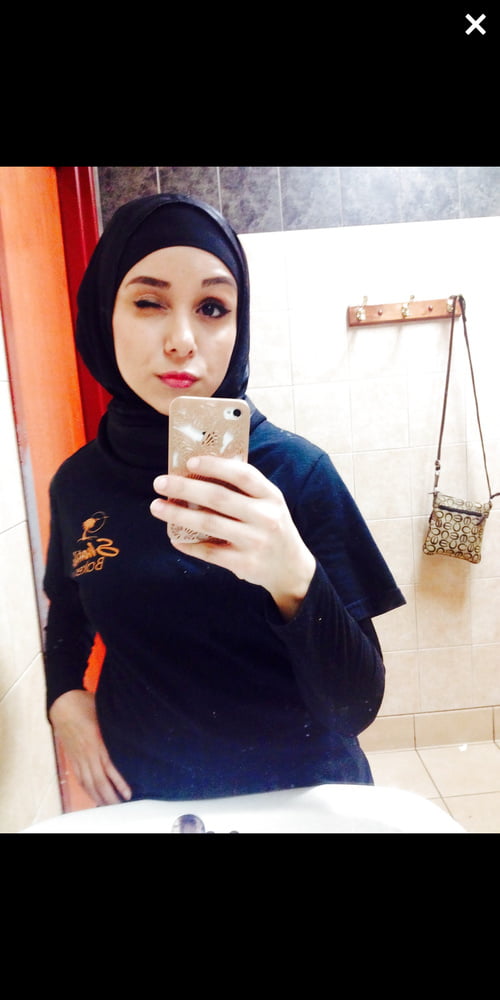 イスラム教徒の女性は美しい
 #100486499