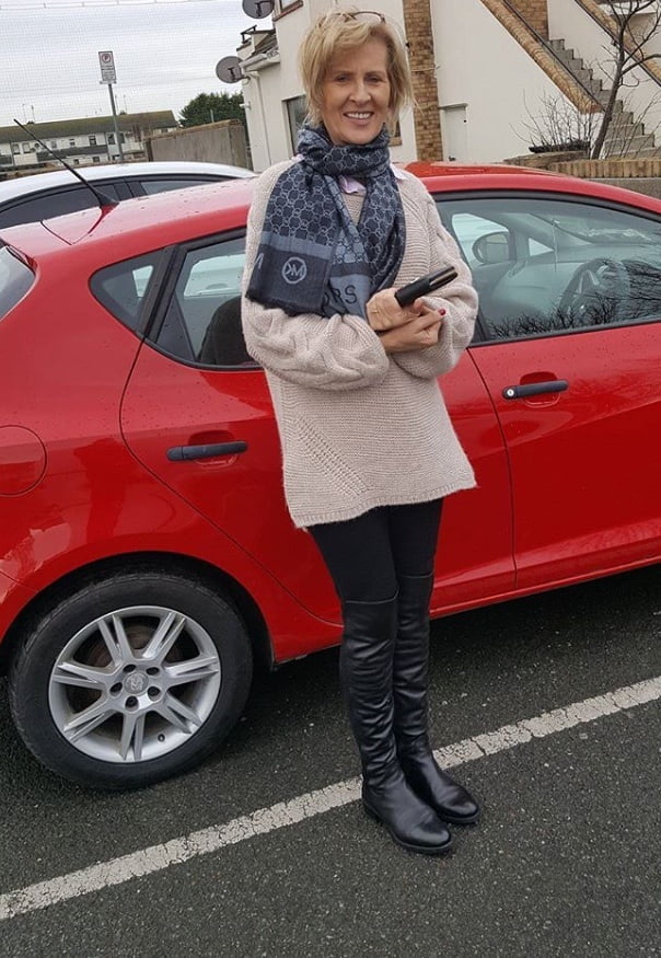 Milfs & gilfs con botas no.28
 #103012642