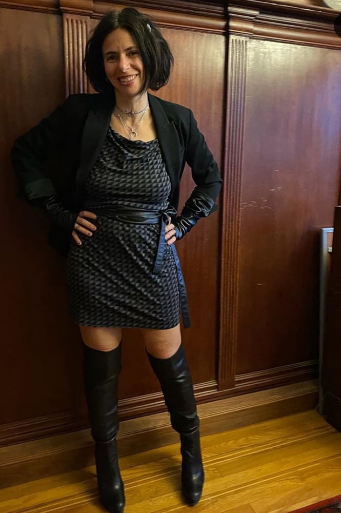 Milfs & gilfs con botas no.64
 #99194090