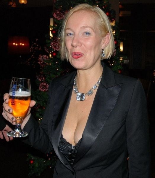 ビンボー人とヤリマン
 #94564069