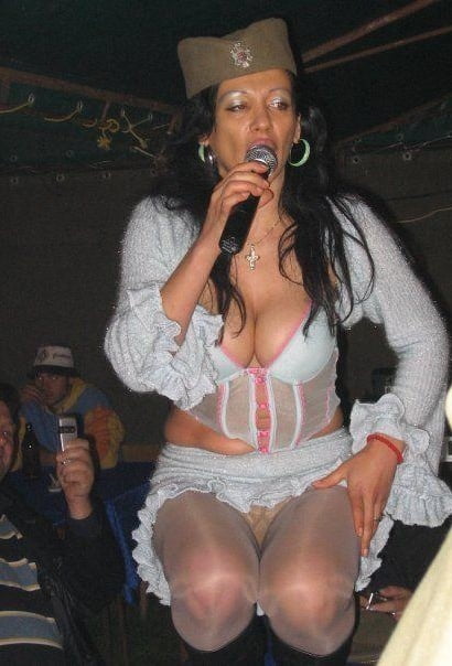 ビンボー人とヤリマン
 #94564354