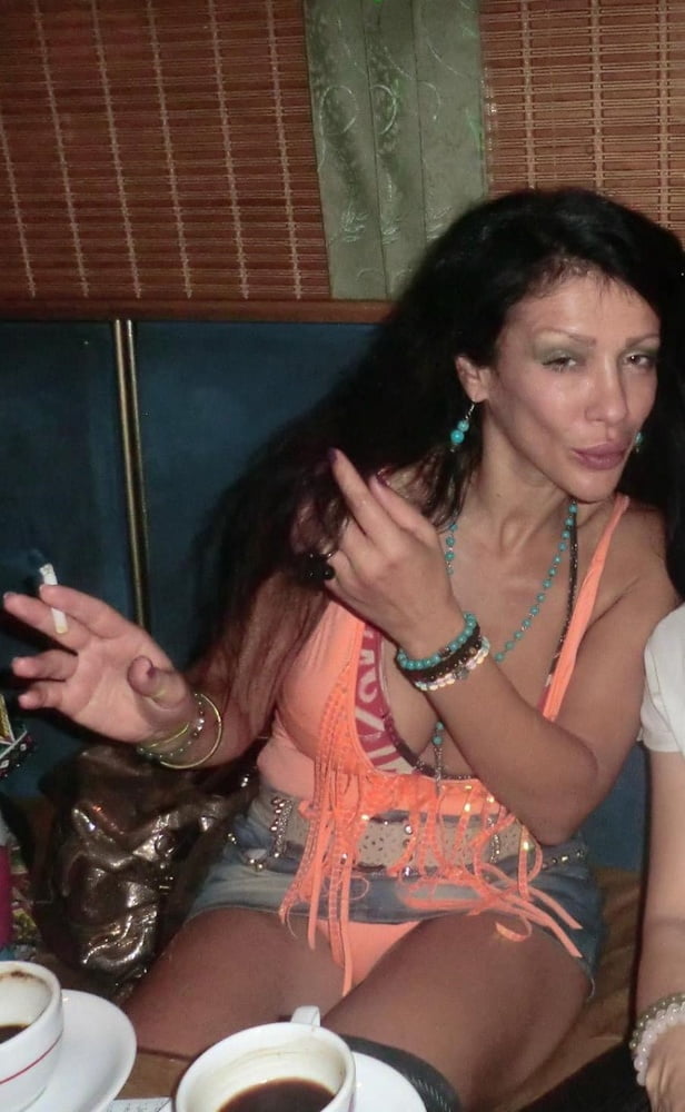 ビンボー人とヤリマン
 #94564360