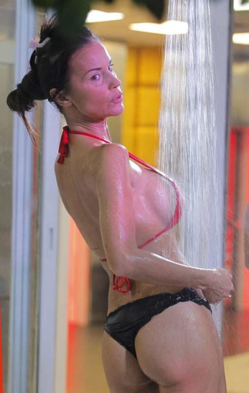 ビンボー人とヤリマン
 #94564652