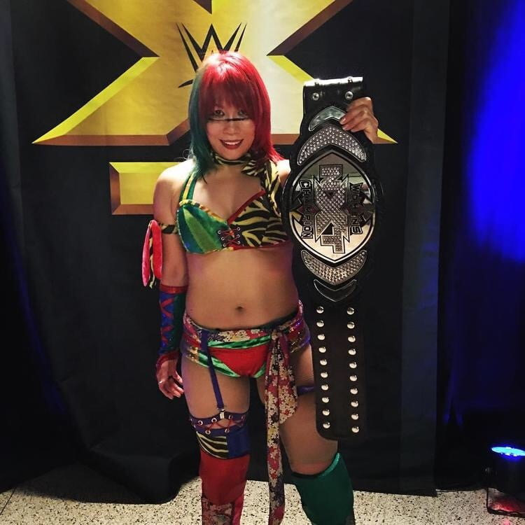 Wwe asuka
 #101980796