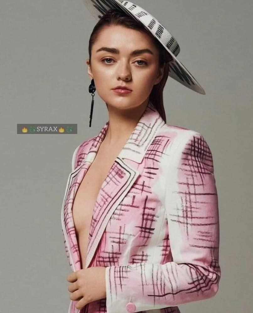 Maisie williams la mia collezione di jerkin
 #96435568