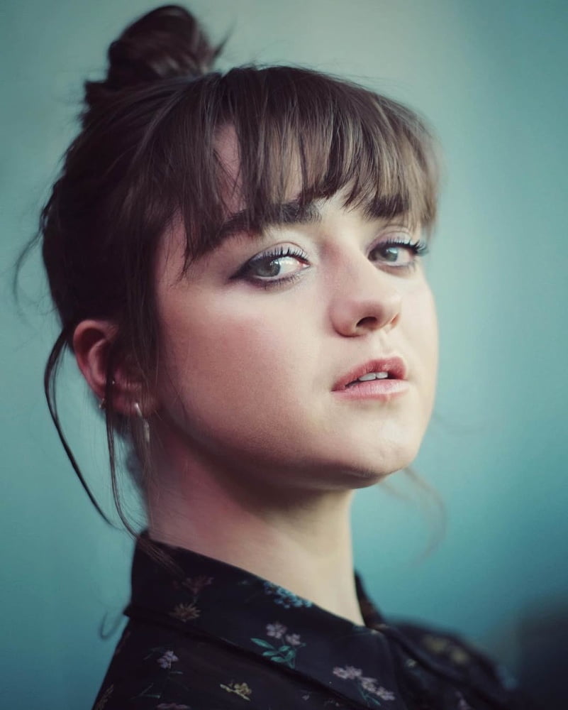 Maisie williams mi colección de pajas
 #96435677