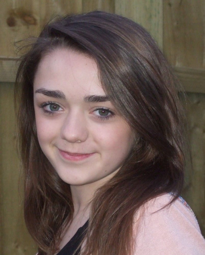 Maisie williams meine wichse sammlung
 #96435800