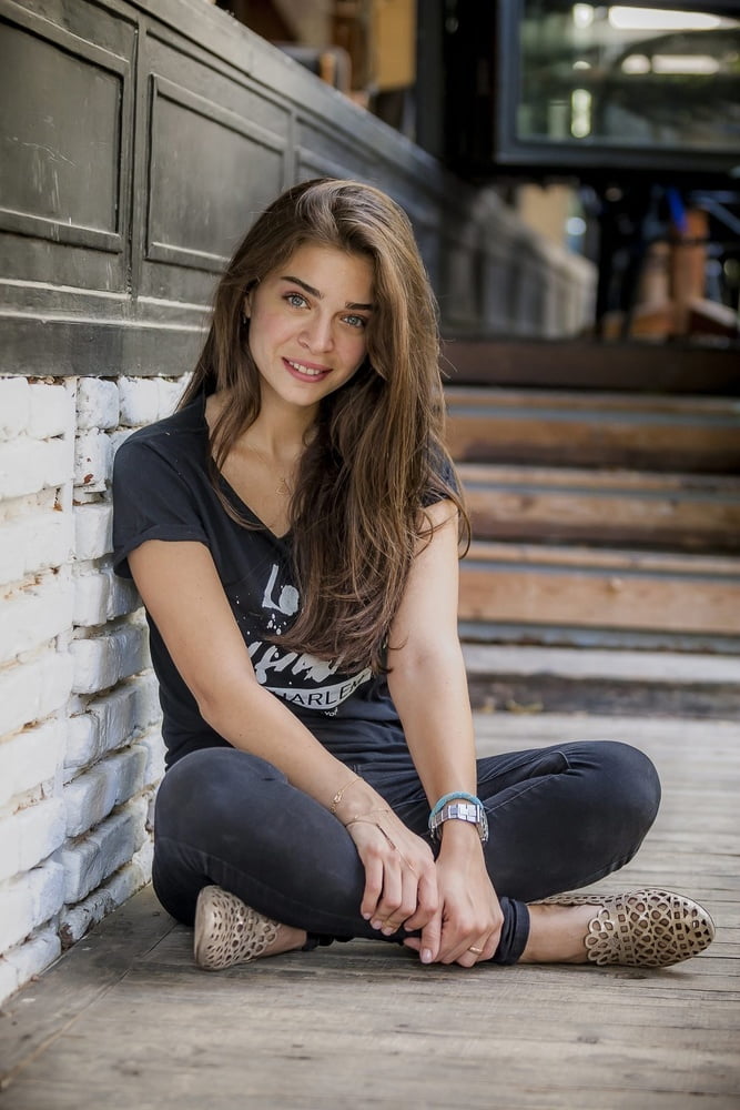 Turkish Celebrity Actress &amp; Model Oyku Celik #80051513