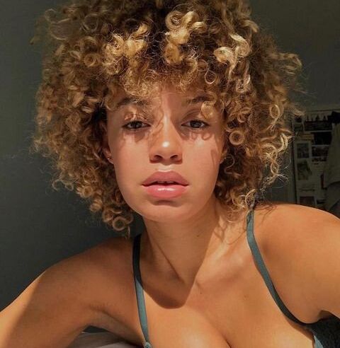 Lara_never_laura desnuda #108322673