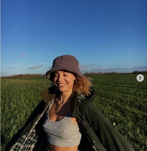 Lara_never_laura desnuda #108322703