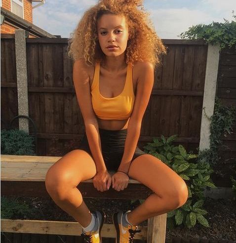 Lara_never_laura desnuda #108322712