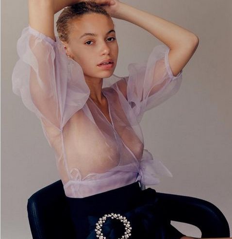 Lara_never_laura desnuda #108322752