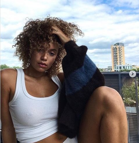 Lara_never_laura desnuda #108322773