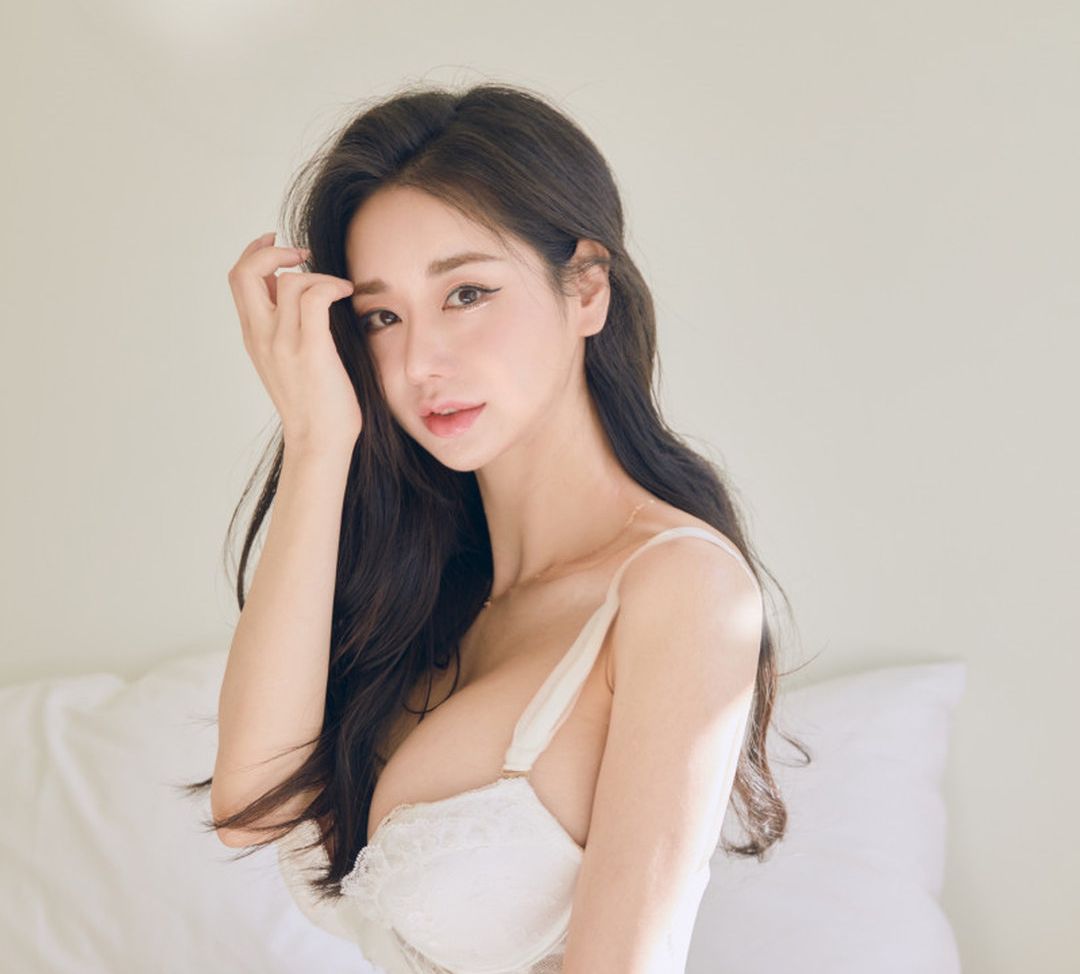 Candyseul desnuda #108060645