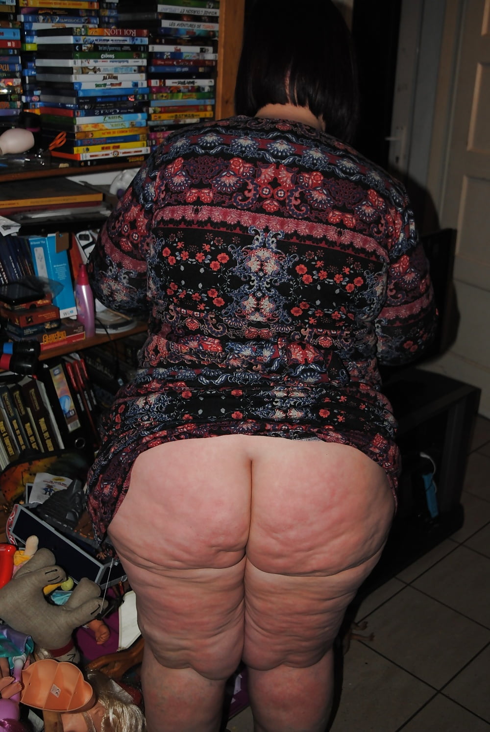 Pas de culotte toute la journee
 #106604966
