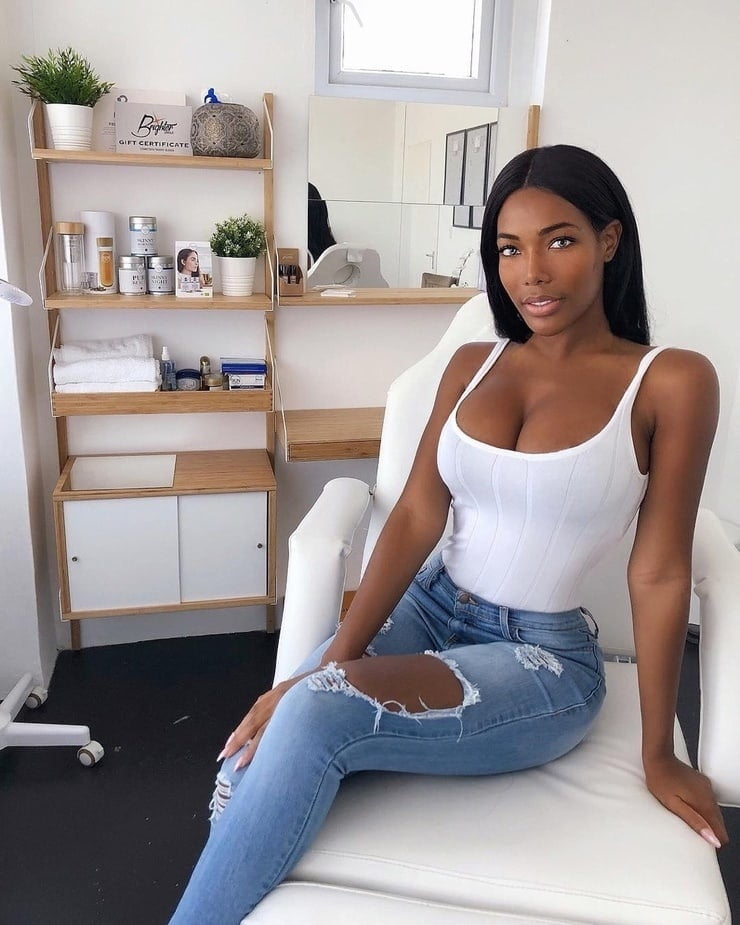 Monifa Jansen #101254751