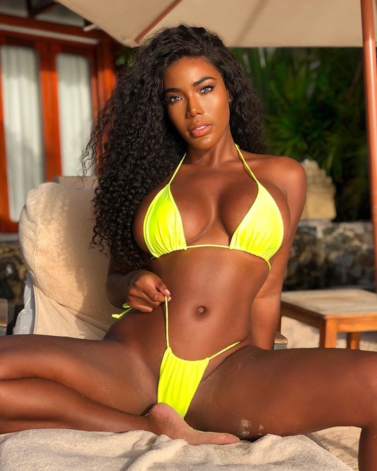 Monifa Jansen #101254888