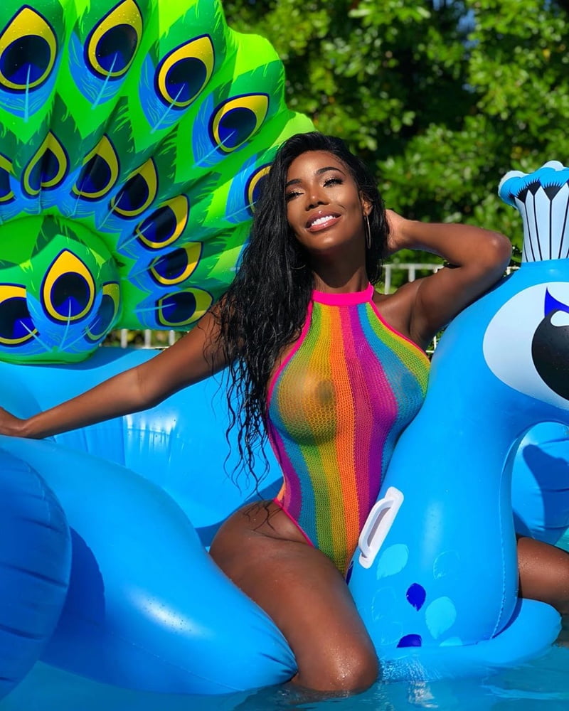 Monifa Jansen #101254921
