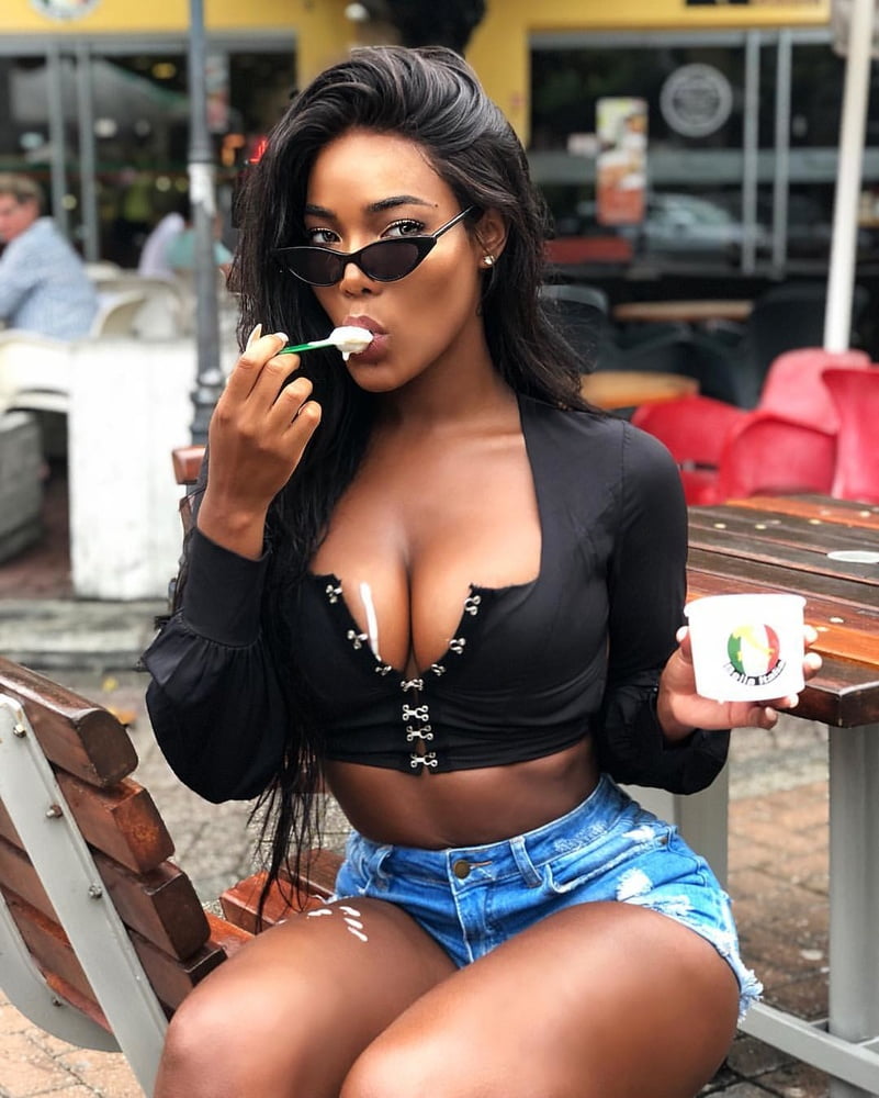 Monifa Jansen #101254972
