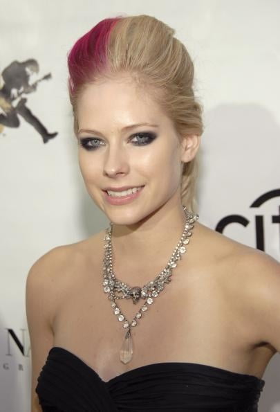 Avril lavigne is your new girlfriend volume 2
 #97307941