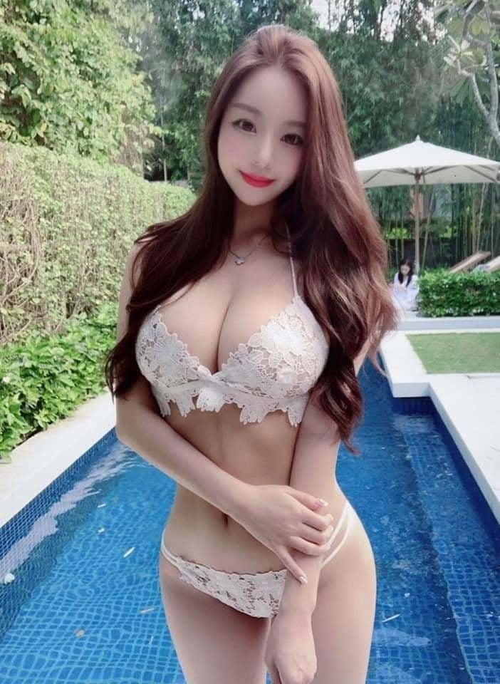 Asiática adicta 112
 #81627070