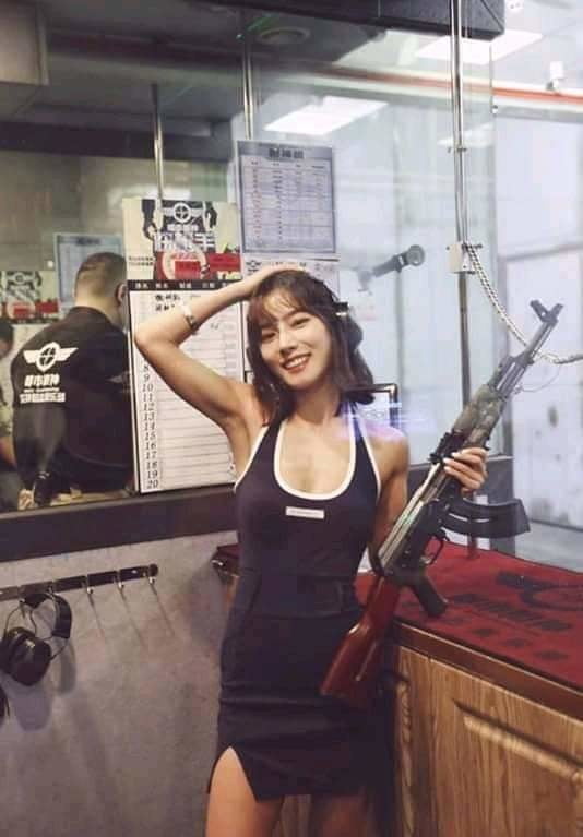 Asiática adicta 112
 #81627076