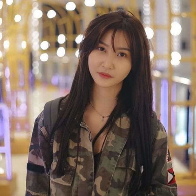 Asiática adicta 112
 #81627456