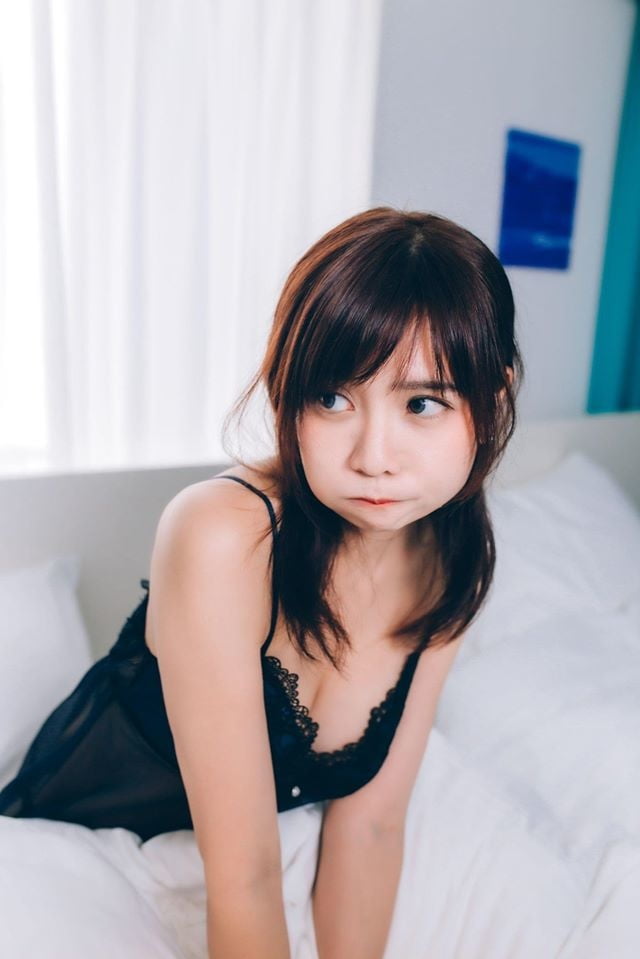 Asiática adicta 112
 #81627513