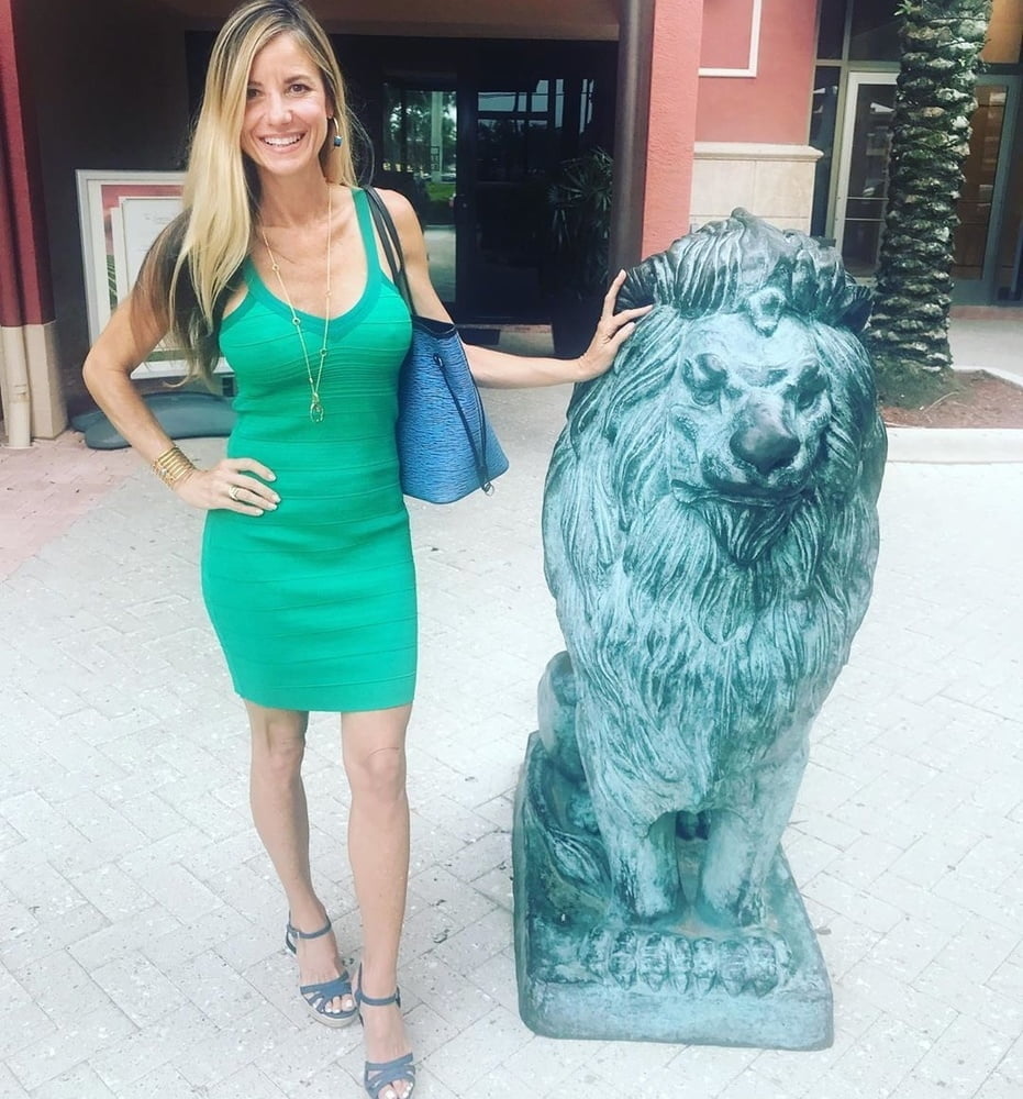 Skinny milf nn
 #104881367