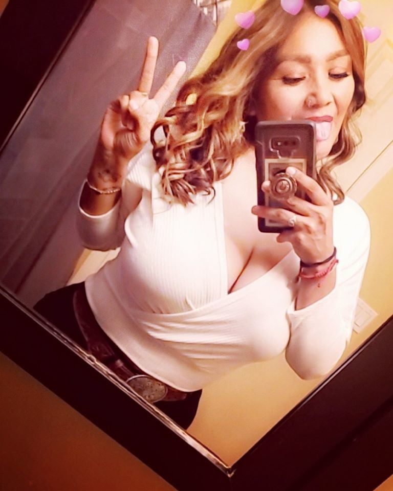 Facebook milfs
 #96627288