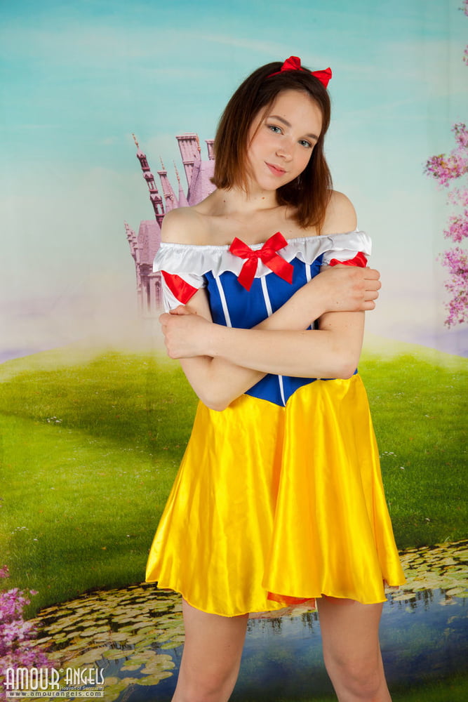 Snow White #93071252
