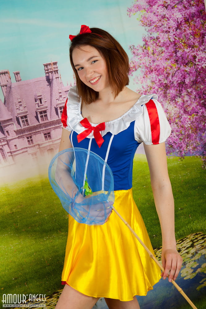 Snow White #93071255