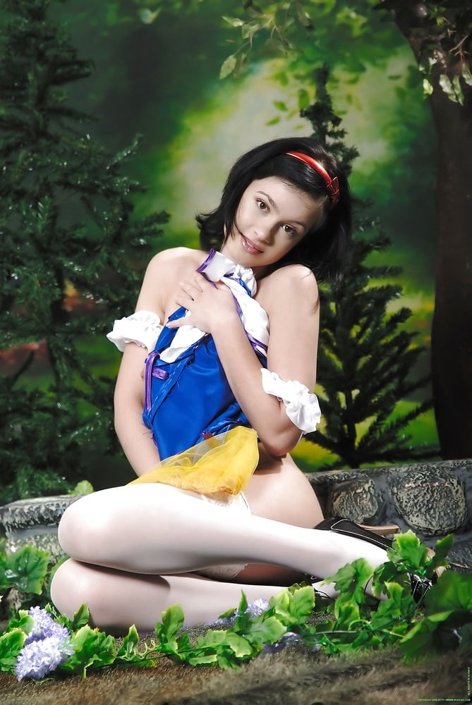 Snow White #93071679