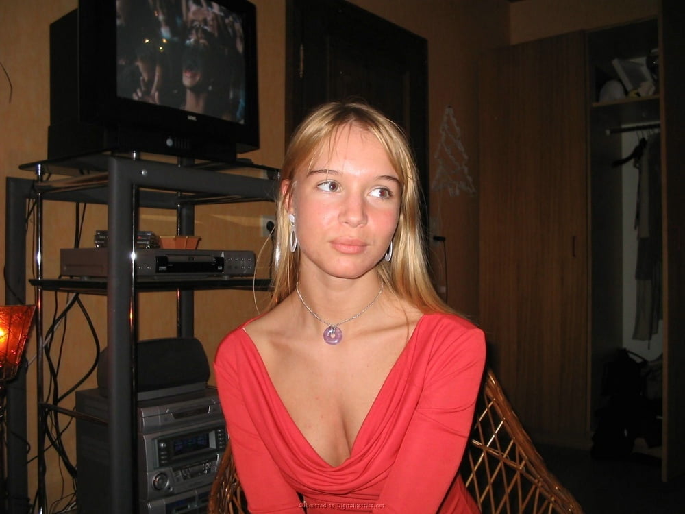 Amateur Russian Blonde Porn - HOT RUSSIAN AMATEUR BLONDE Porn Pictures, XXX Photos, Sex Images #3934189 -  PICTOA