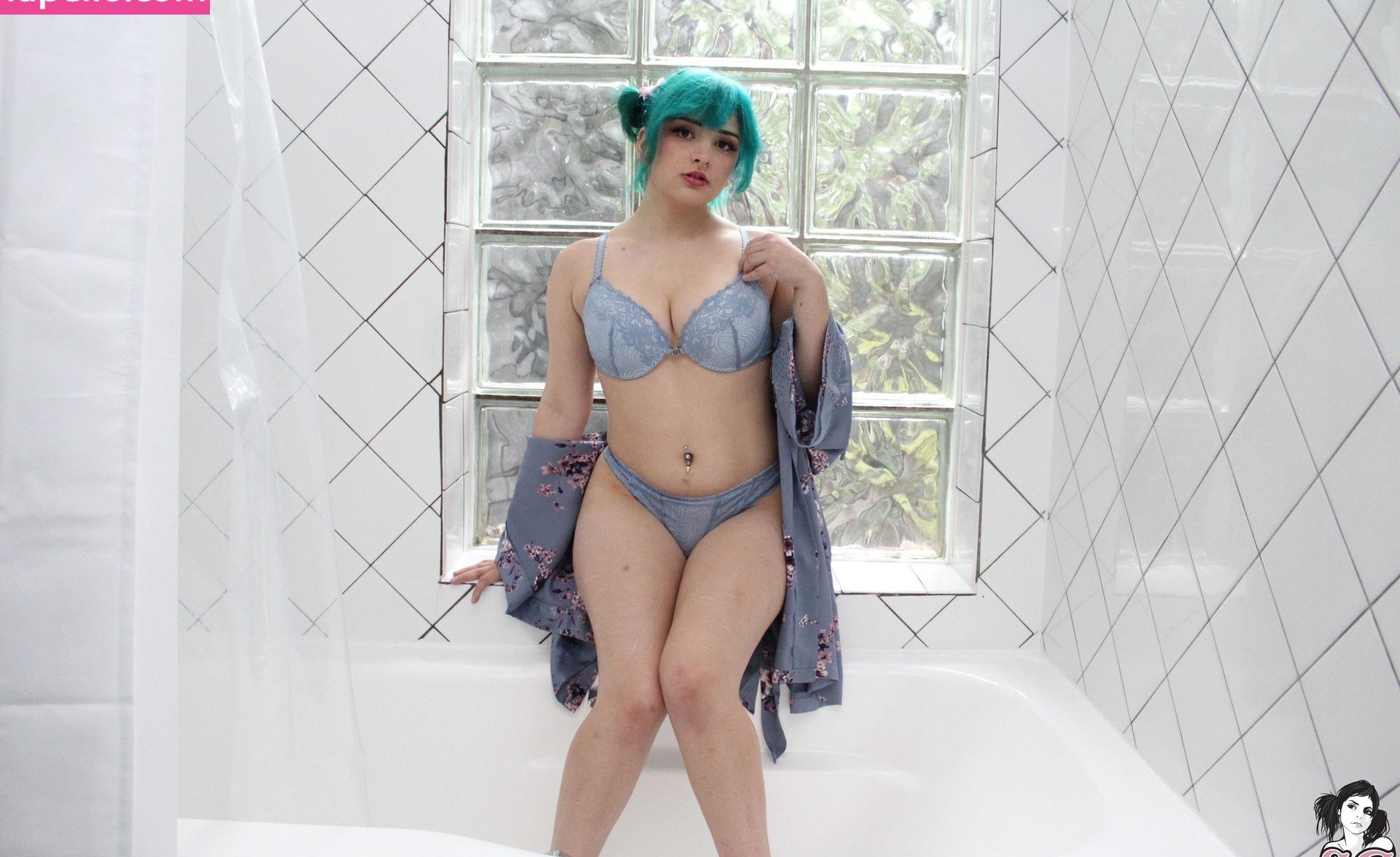 Kirihill desnuda #108122510