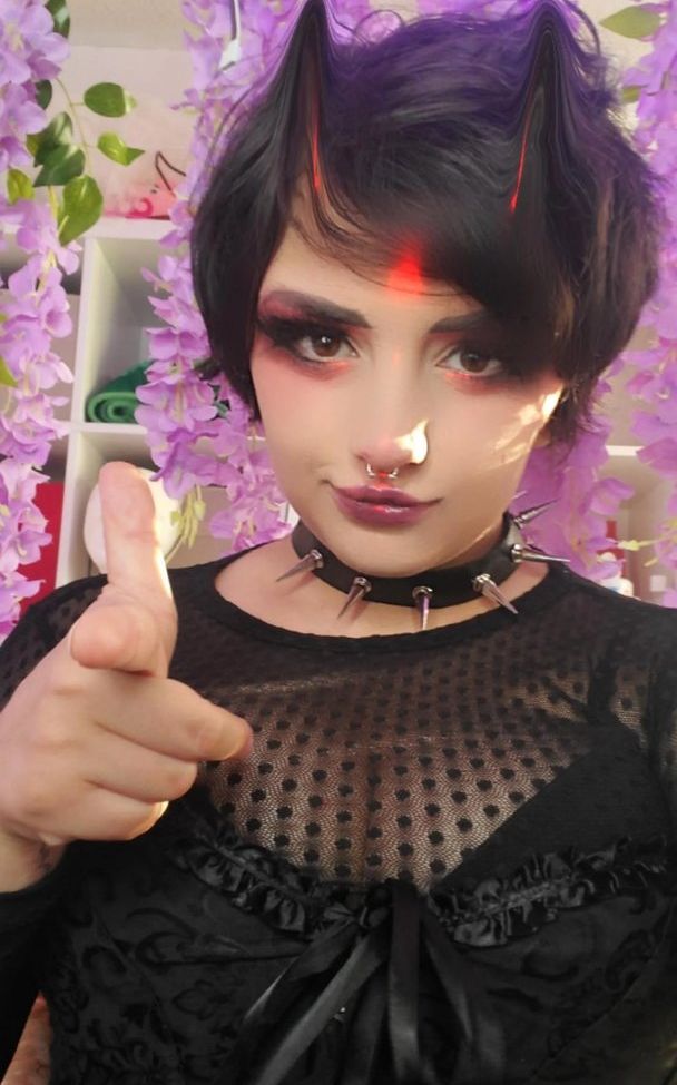 Kirihill desnuda #108122592