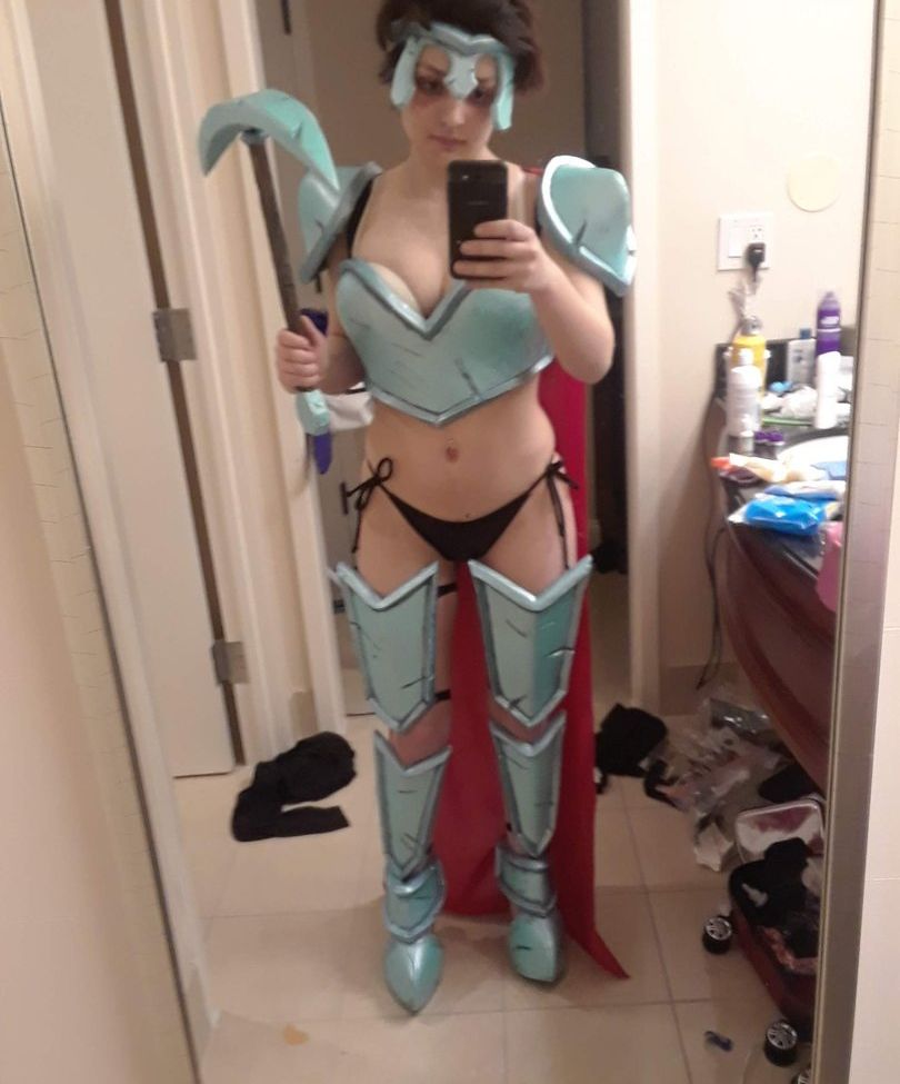 Kirihill desnuda #108122697