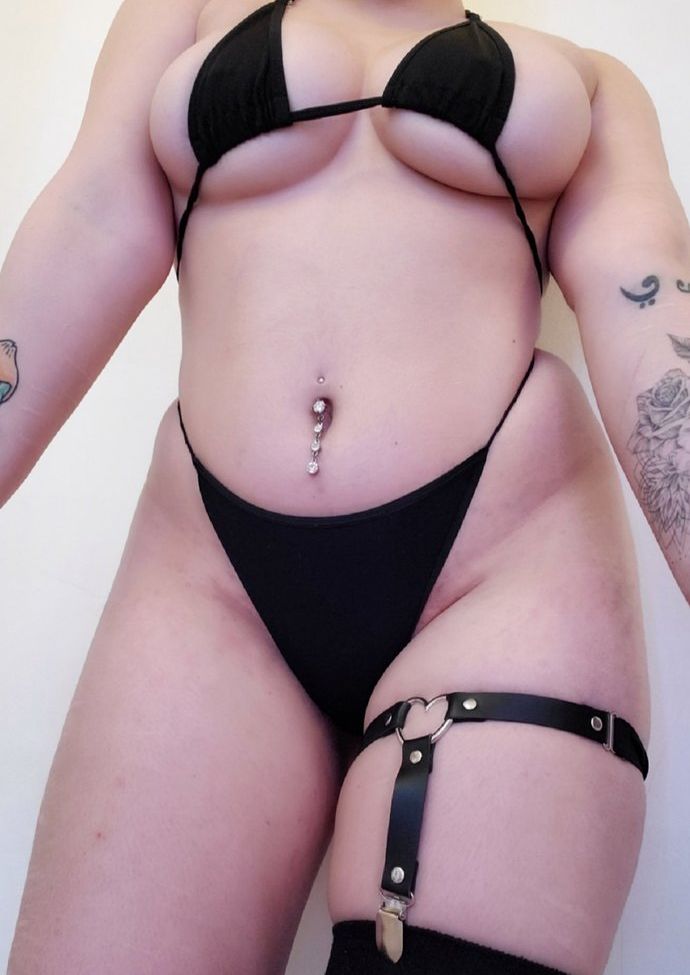 Kirihill desnuda #108122707