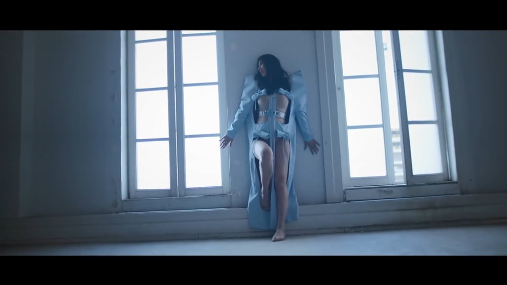 Hande Yener - Beni Sev  (2018) #88318910