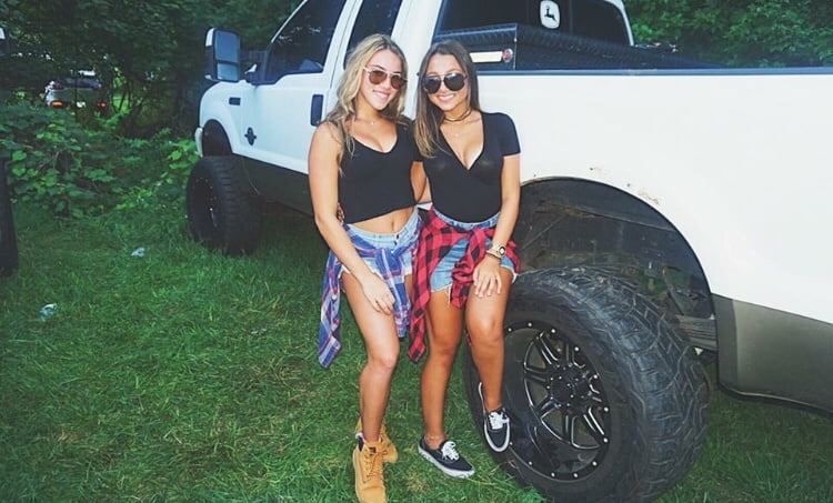 Staten Island Mädchen
 #105770638