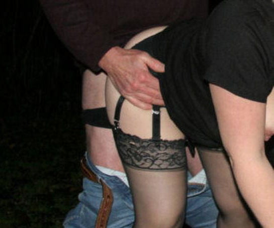 壊れたランジェリー
 #99480550