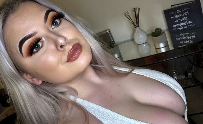 Busty Babe: Lexi #97904535
