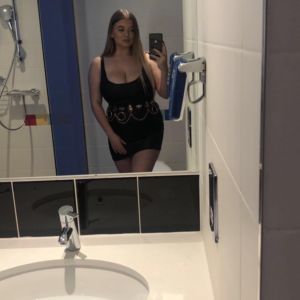 Busty Babe: Lexi #97904566