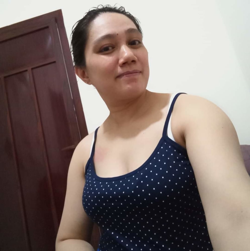 Hot Pinay MILF See Galleries For Nude Video