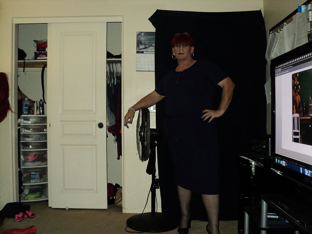beutiful Crossdressing MILF #107129148