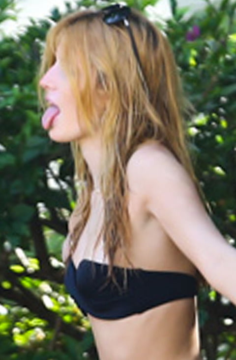 Bella Thorne #93466424