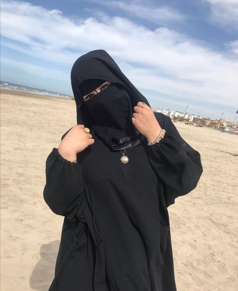 Egyption niqab girl #91892064